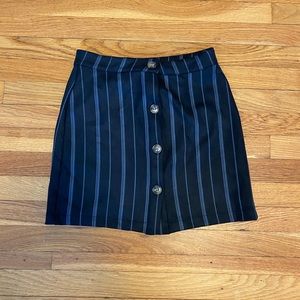 NWOT Francesca’s skirt